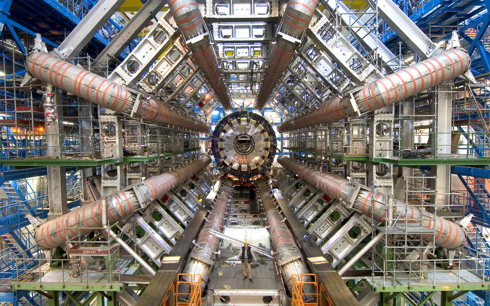 large-hadron-collider-640x399.jpg
